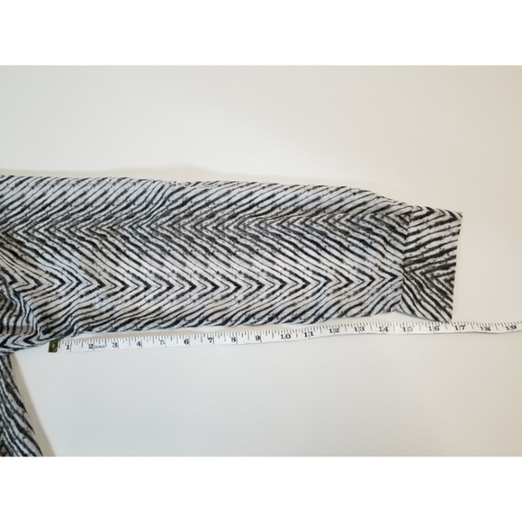 Cristina B Chevron Print Long Sleeve Blouse - Picture 2 of 8